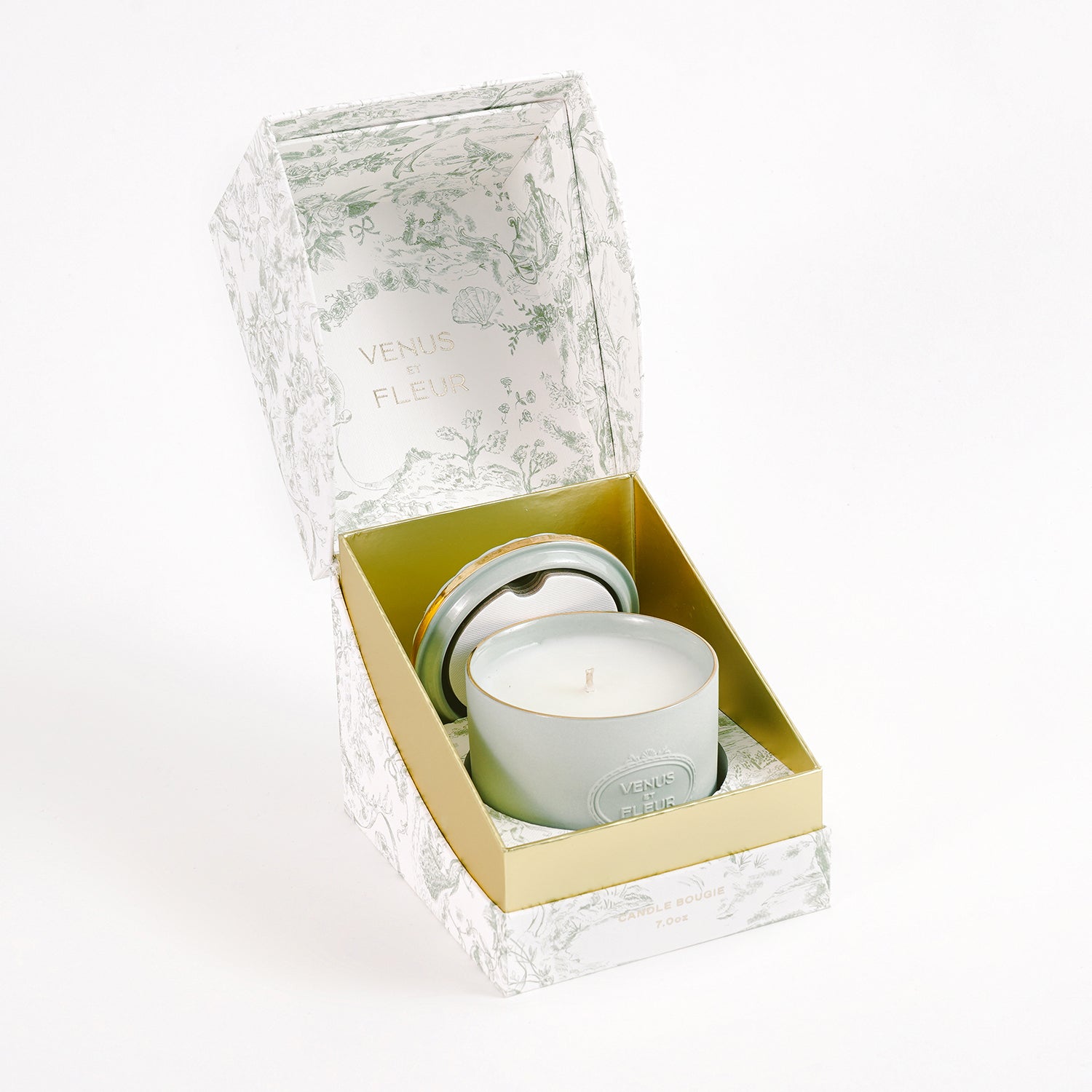 VENUS-ET-FLEUR-MOTHERS-DAY-2025-CANDLE-MACRO-1_2a5b3feb-6d02-4b4a-9fe4-d6be2529ad73.jpg