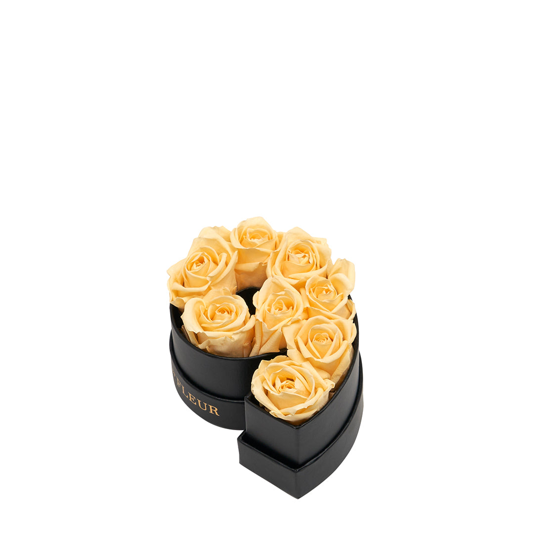 champagne_2758eb40-8e0e-4545-ab70-3fd991fd3450.jpg